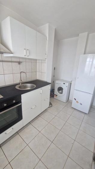 Garsonieră semidecomandată în Tei