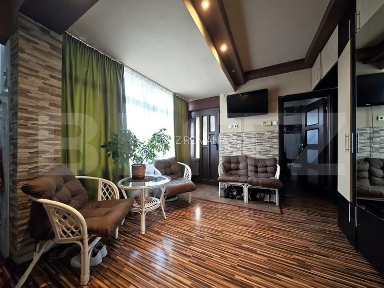 Apartament cu 3 camere + birou la casa cu curte, zona Iorga-Oradea