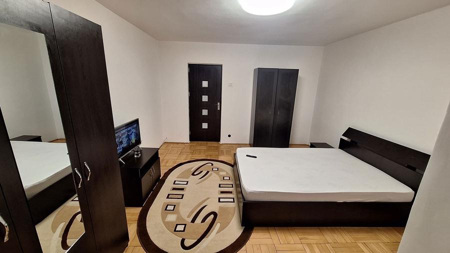 Inchiriez garsoniera - 1