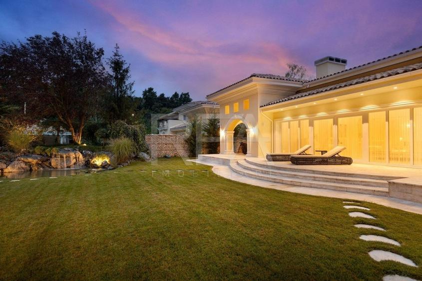 Vila langa padure in stil Mediteranean - 26