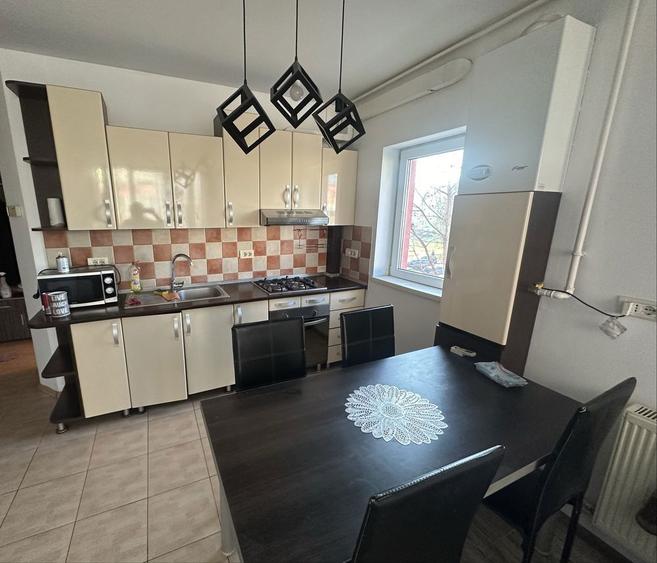 Inchiriez apartament 2 camere ARED UTA - 5