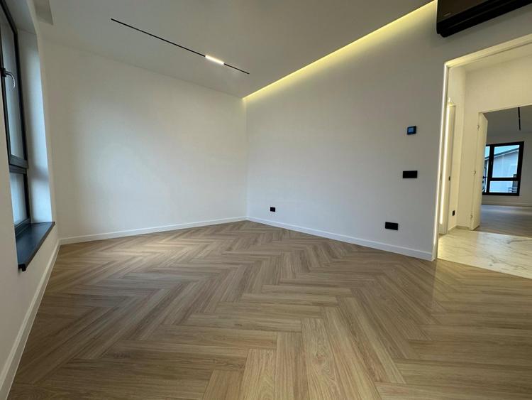 De Vanzare! Vila premium individuala cu 5 camere in Pipera-Tunari / Comision 0% - 13