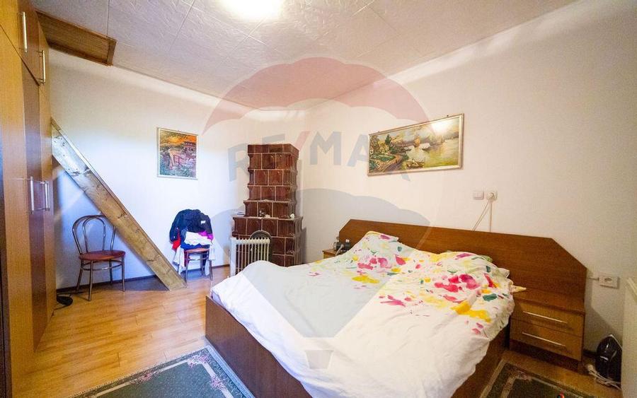 Casa cu 3 apartamente, piscina ?i 1000 mp teren, vanz... - 10