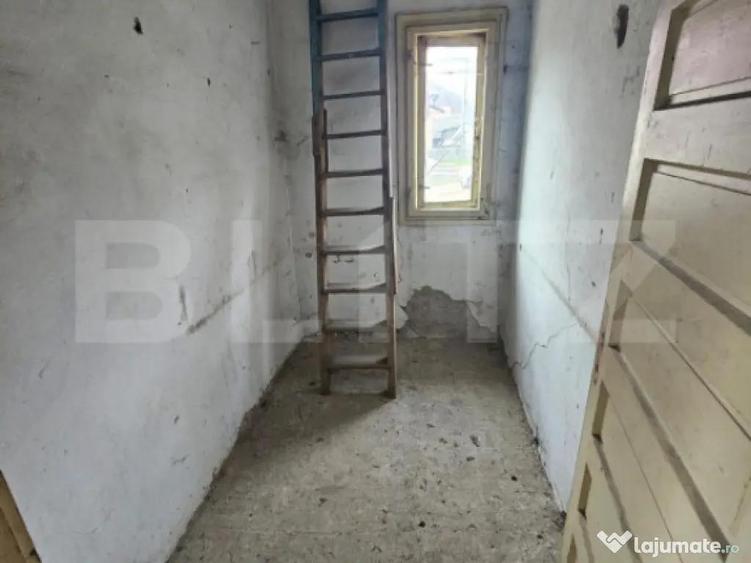 Casa cu 4 camere, demisol si teren 300 mp, Mihoesti, Cam - 10