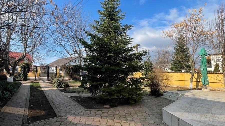 REV2003668 Tunari - Vila 6 camere 1200mp teren si garaj 3 masini - 2