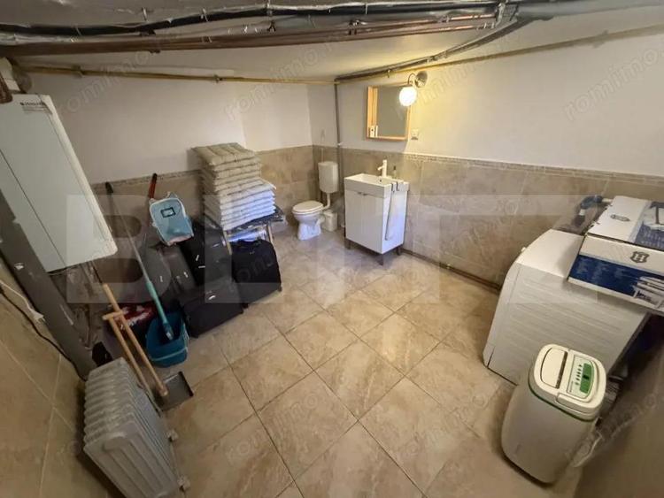 Casa individuala mobilata in Parto?, curte, iriga?ie, supraveghere - 16