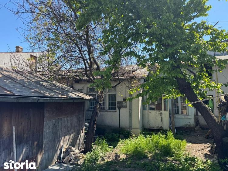 160 mp teren si casa veche str Ipsilanti , langa Palas Campus - 1
