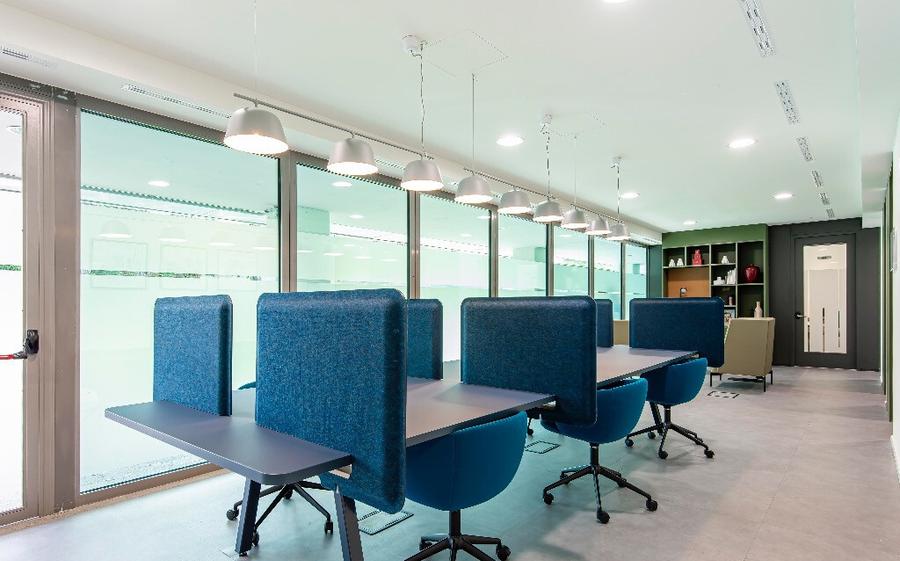 Alatura?i-va unui mediu de co-working cooperativ in Regus Iride - 3