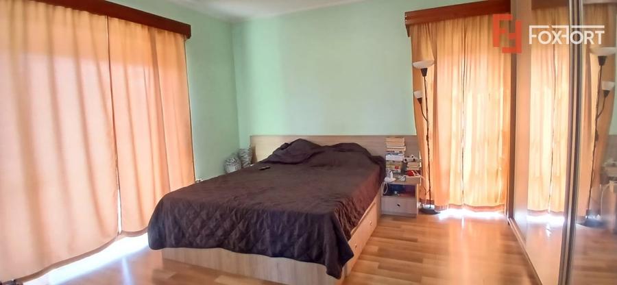 Casa individuala cu 5 camere Parter + Etaj in Ronat - 7