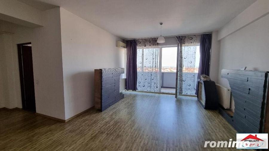 Apartament central 77 mp cu garaj privat Shopping Plaza - 14