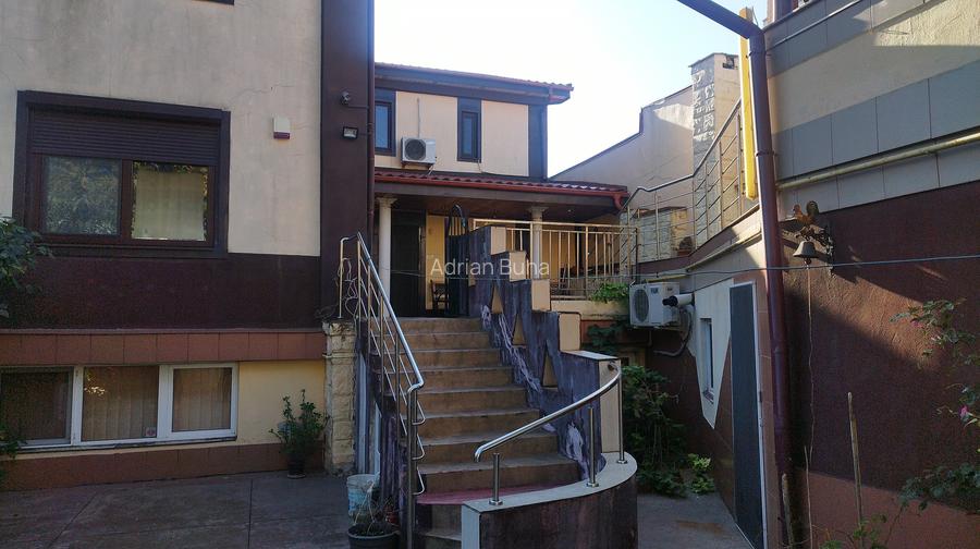 Casă cu 9 camere în Tomis II Casă cu 9 camere în Tomis II