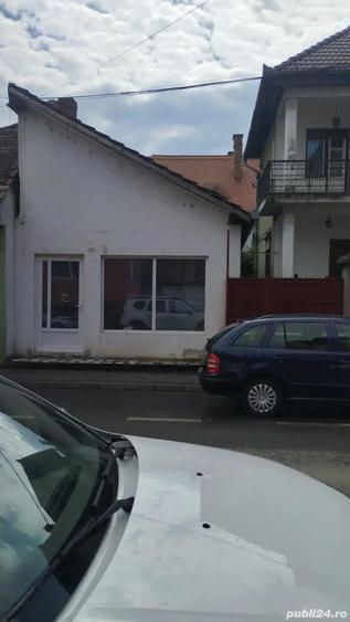 Casa singur in curte plus un spatiu comercial Sibiu Str Morilor - 4