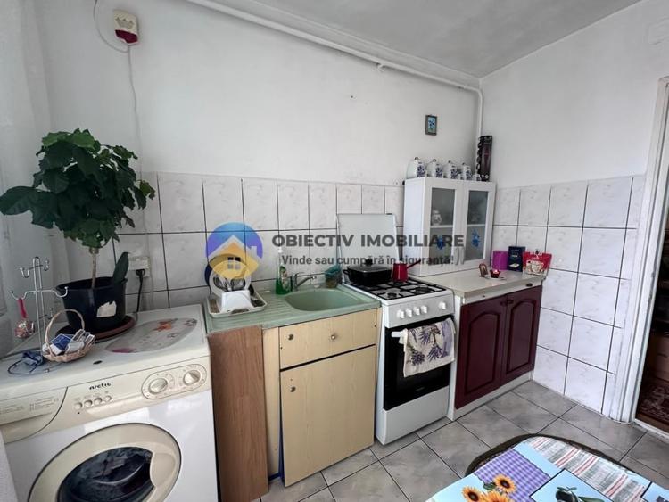 Apartament de vanzare – 2 camere, cartier Precista, etaj 4 - 9