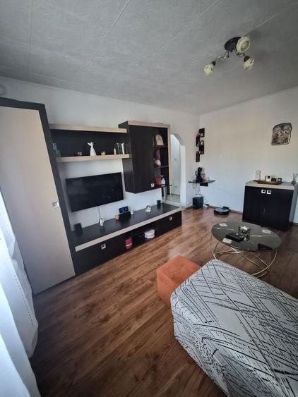 Apartament Brancoveanu sector 4 - 8