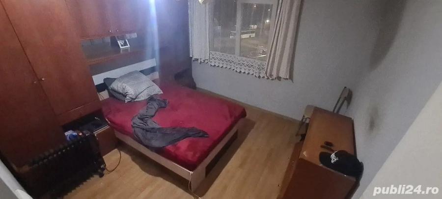 Vindem apartament 3 camere Salonta - 1