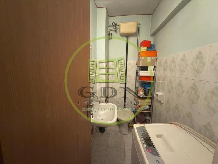 Apartament 3 camere decomandat, 66,8mp, Calea Bucuresti, zona Mall Electroputere - 9