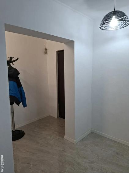 Inchiriez apartament doua camere - 2