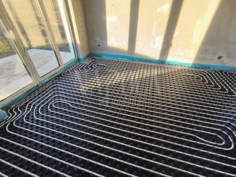 Casa 4 camere de vanzare in Chinteni - 11