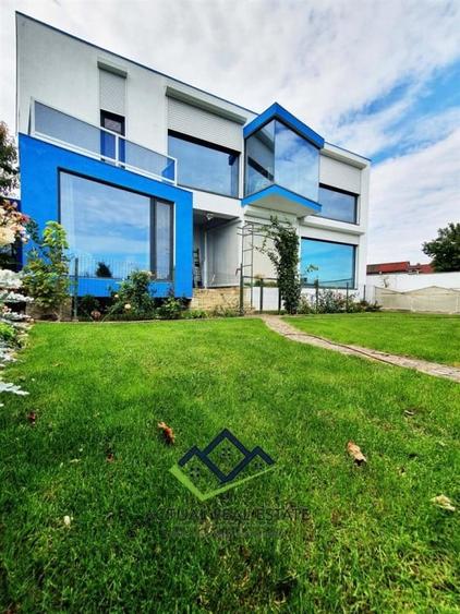 Ovidiu |  VILA P+1 |  PRIMA LINIE LA LAC - 3