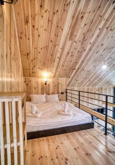 Cabane scandinave premium, vedere catre padure investi?ie turistica in Sinaia - 6