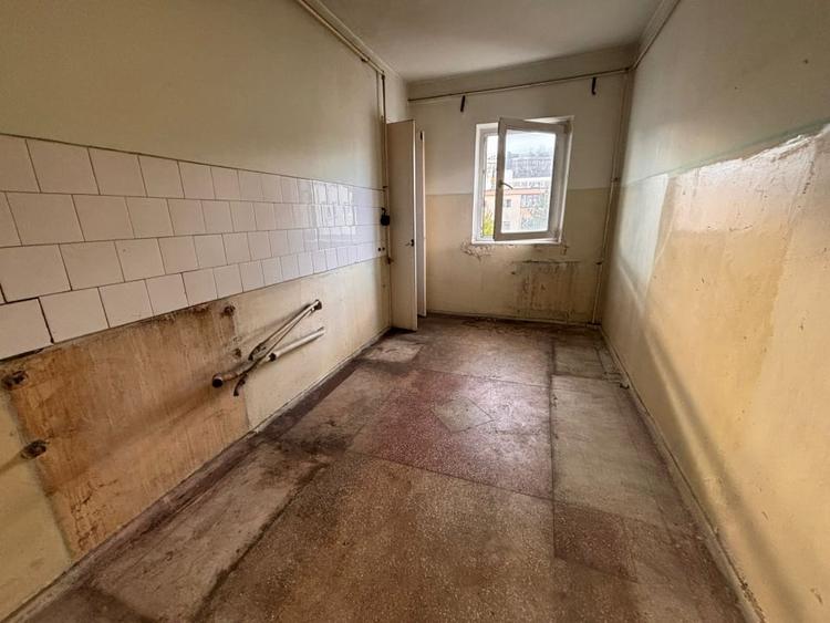 Apartament 3 camere, de renovat, 2 bai-zona Onix - 9