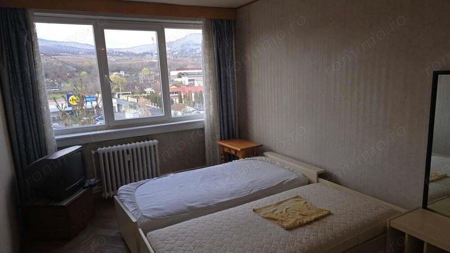 Vand apartament 3 camere decomandat in Deva, zona Balcescu, suprafata utila 67,44 mp, etaj 8, - 11