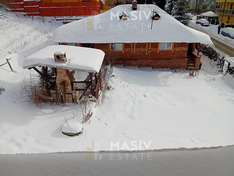 Casă cochetă de vânzare, 4 camere, Stațiunea Azuga - 1