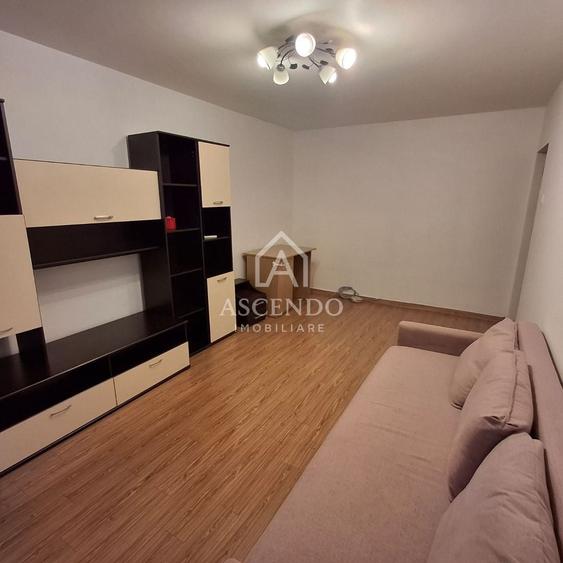 3 camere decomandat Militari Uverturii, etaj 1, loc parcare - 2