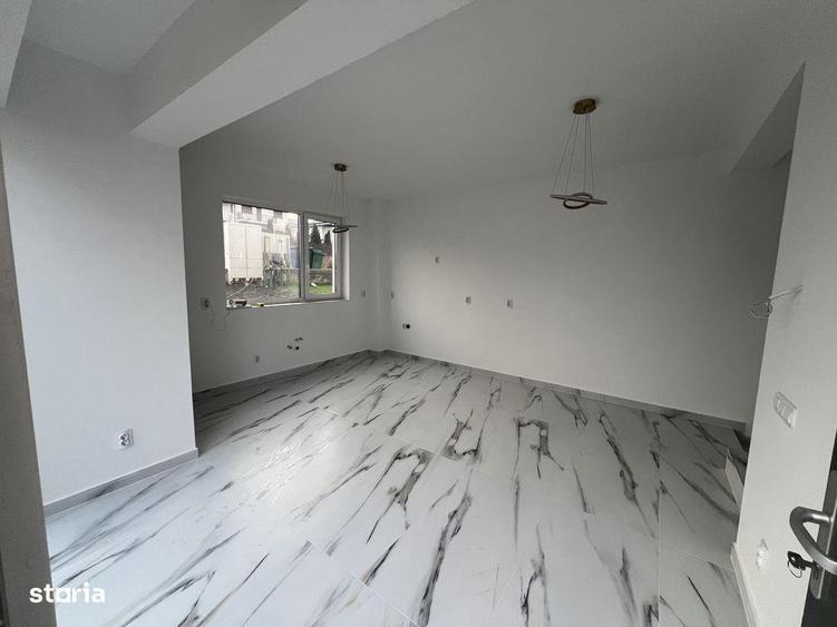 Casa finisa cu design scandinav cu panorama spre Cluj in Dezmir - 8