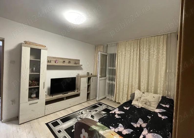 Vand apartament cu doua camere, zona Vest, vis-a-vis de Fraher. - 3