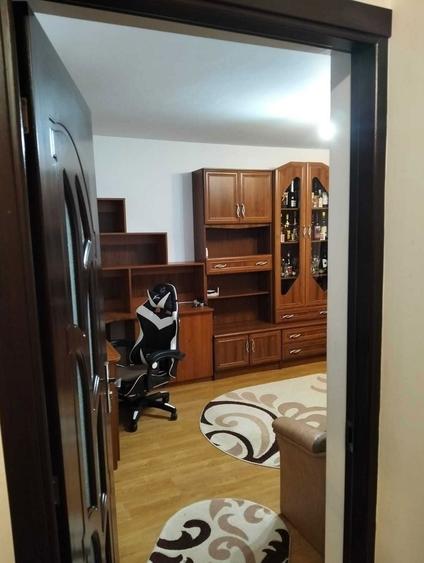 Inchiriez apartament cu 2 camere decomandat,etaj 1 in cartier Dancu - 2