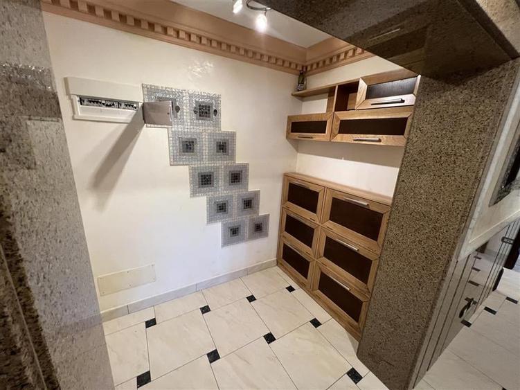 Apartament 3 camere premium, ETAJ 3, zona Insp. Scolar - 17