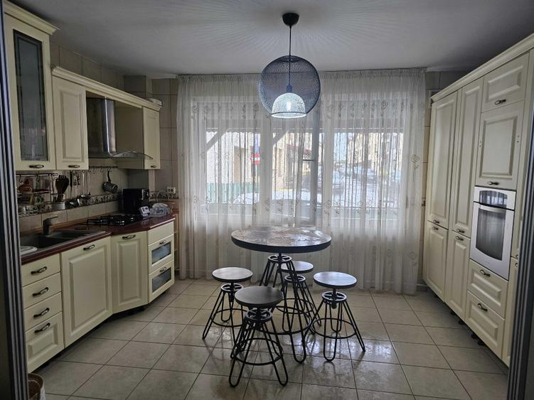 Domus Stil Pipera Voluntari VILA Townhouse renovata Martie-Iunie 2026 - 2