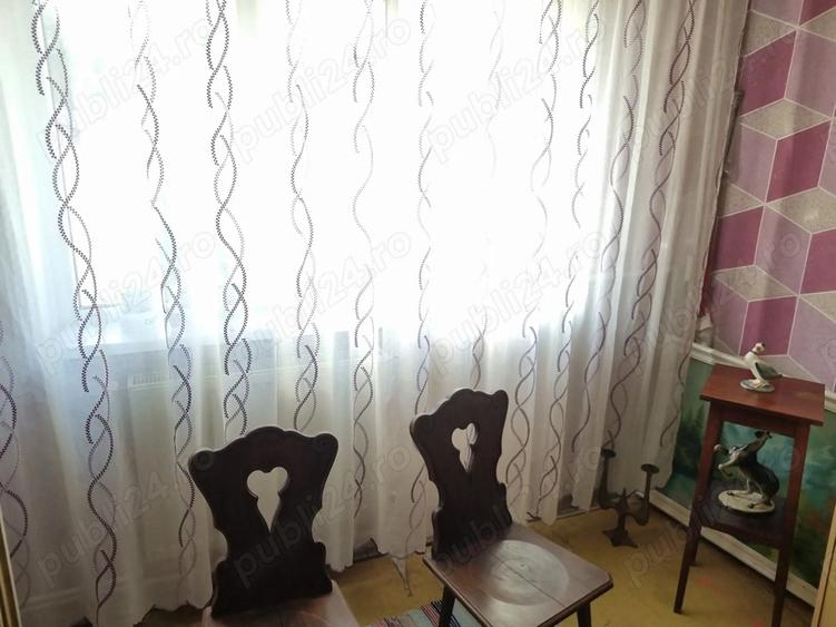 Vand apartament cu 3 camere, decomandat - 2