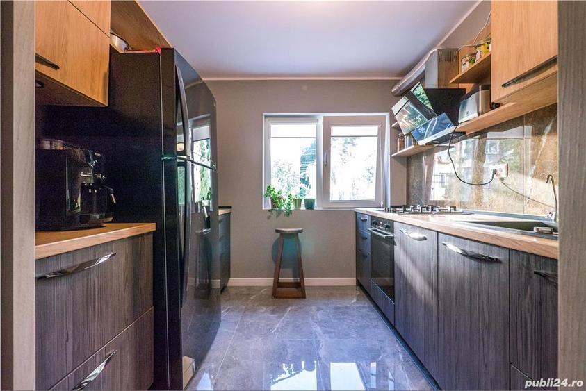 VAND Vila Recent Renovata la 10 minute de Piata Unirii - 1