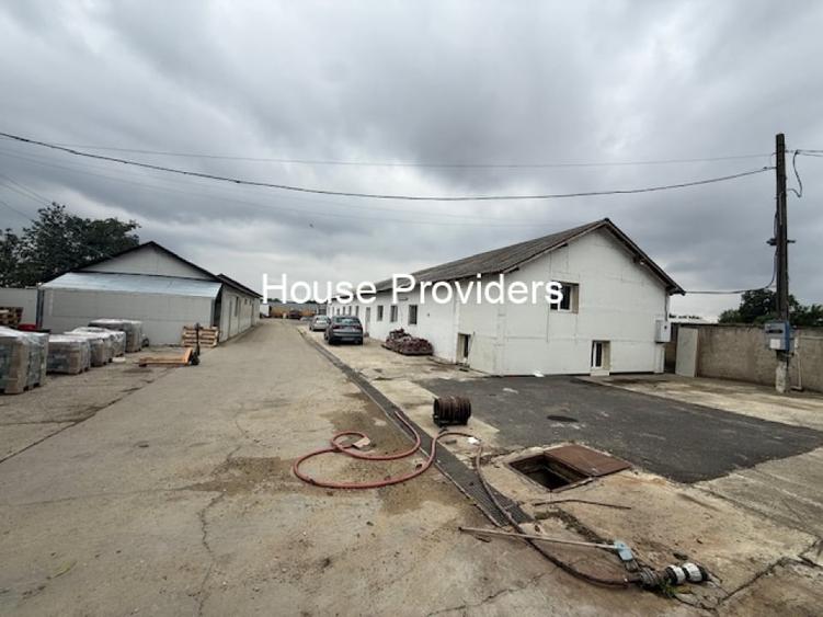 Vanzare  2 Hale Spatii Industriale Puchenii Mari - 1