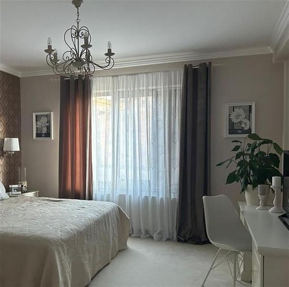 Vila P+1+M 240 mp - Militari Residence / priza EV - 12