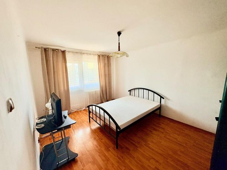 Garsonieră decomandată în Brazda lui Novac
