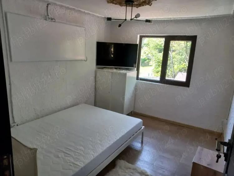 Ocazie: casa de vacanta sau locuinta permanenta in Doftana, zona linistita langa padure - 5