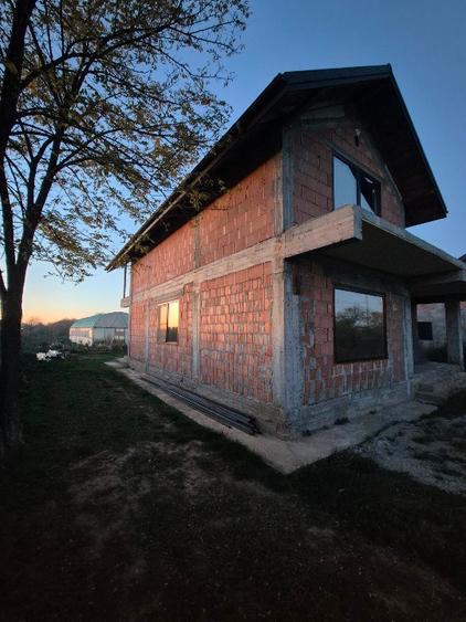 Vând casă Varlaam Giurgiu  - 1