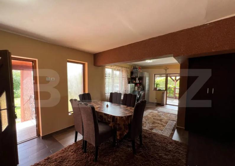 Casa de vanzare, cu 3 camere, 100 mp, zona Odoreului - 11