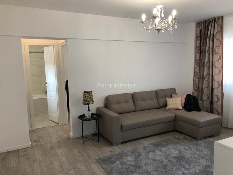 Apartament cu 2 camere decomandat în Piața Unirii