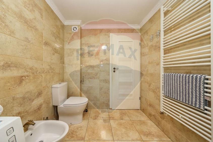 Apartament modern 3 camere de vanzare in zona Tractorul - 17