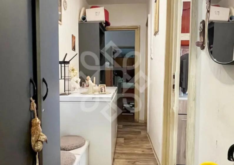 Apartament cu 3 camere la etajul 2 in Nufarul - 9