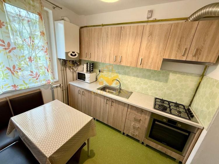 2 camere semidecomandate, balcon, Zona Centrala, Piata Abator, Lukoil - 6