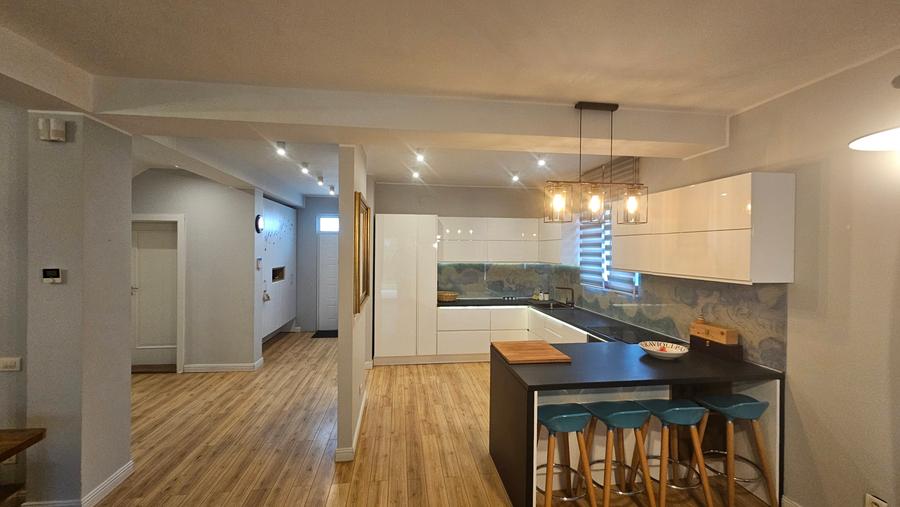 Casă cu 5 camere si Garaj, în American Village – Pipera – confort, eleganță - 15