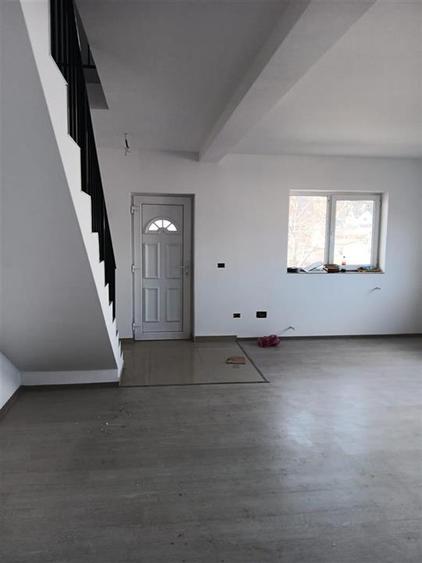 Visani vila P+1 duplex LIBERA la CHEIE s. utila = 105mp teren 200mp doua  locuri - 3