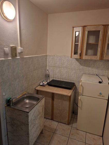 Proprietar inchiriez garsoniera - 6