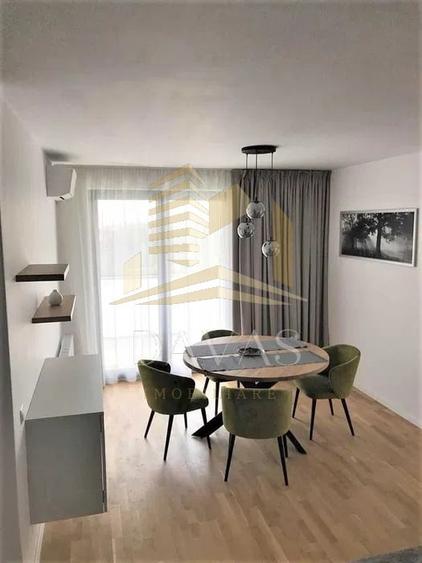 Apartament cu 3 camere decomandat, mobilat în Între Lacuri