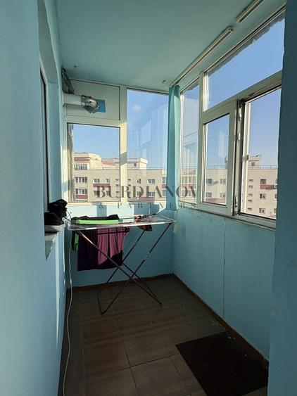 Apartament cu 3 camere - Centrală proprie - Metrou Apărătorii Patriei - 12